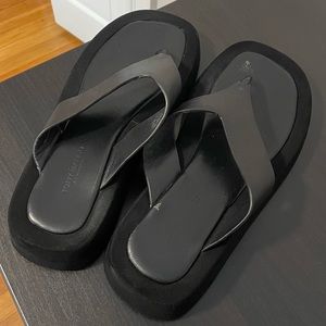 Tony Bianco St Ives Sandal in Black